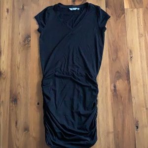 Causal athleta dress, scrunched on the sides